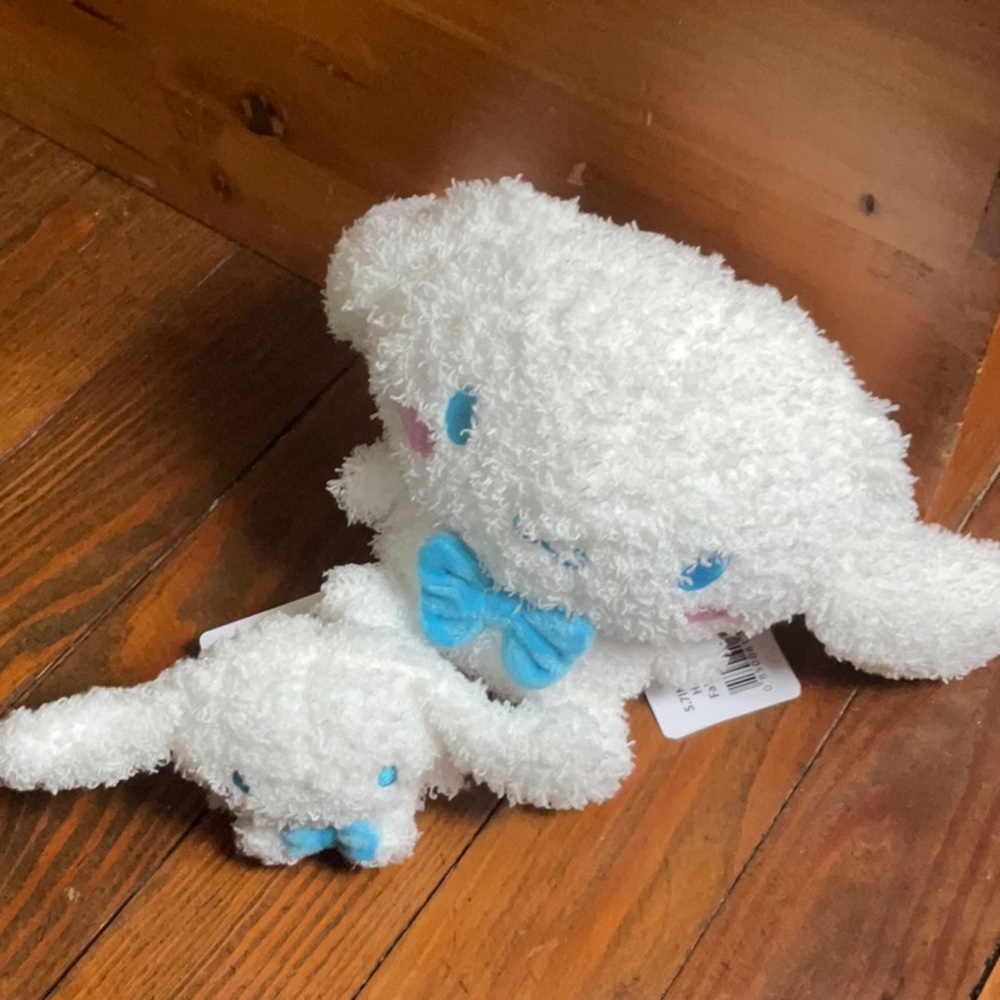 NWT Sanrio Cinnamoroll Plush Bundle